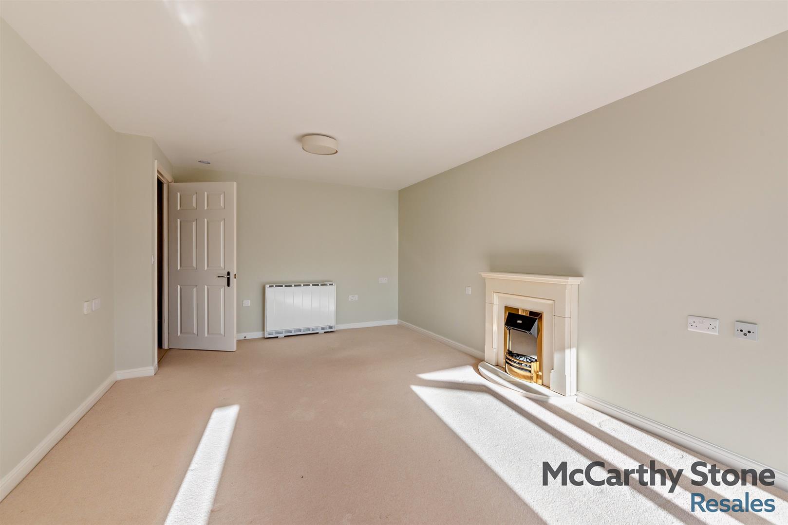 Benedict Court, Western Avenue, Newbury, RG14 1AR