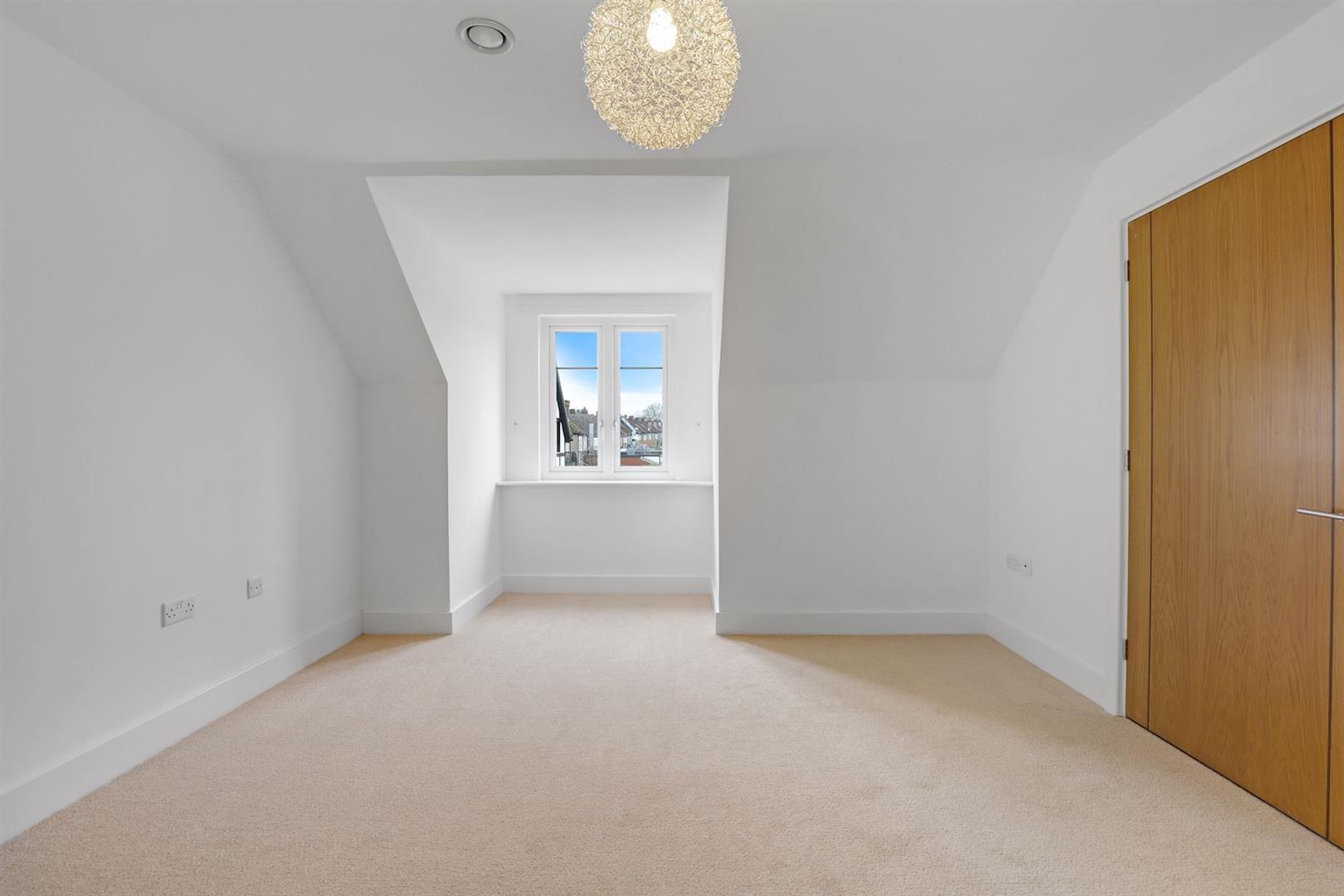 79 Limpsfield Road, Sanderstead, South Croydon