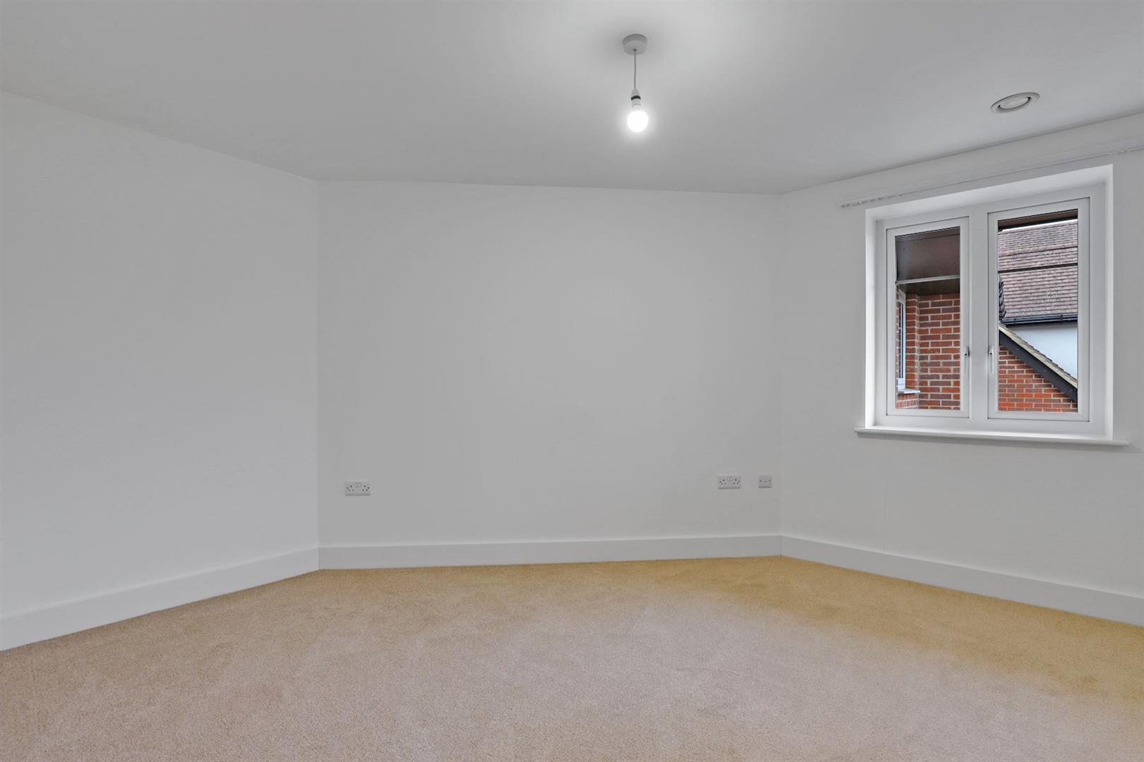 79 Limpsfield Road, Sanderstead, South Croydon