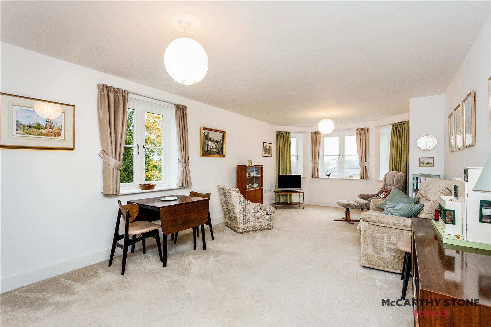 Horsley Place, High Street, Cranbrook, Kent, TN17 3DH