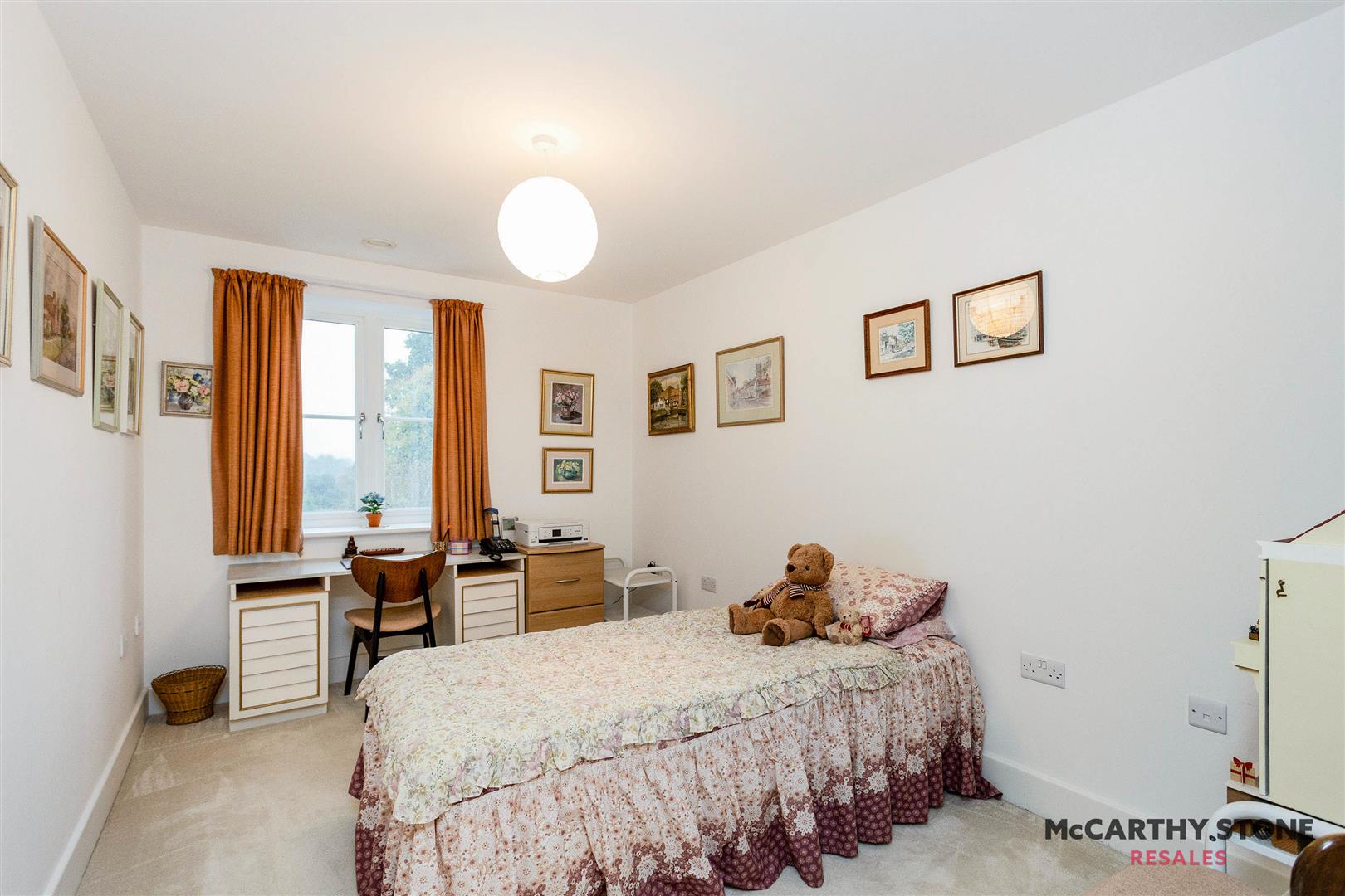 Horsley Place, High Street, Cranbrook, Kent, TN17 3DH