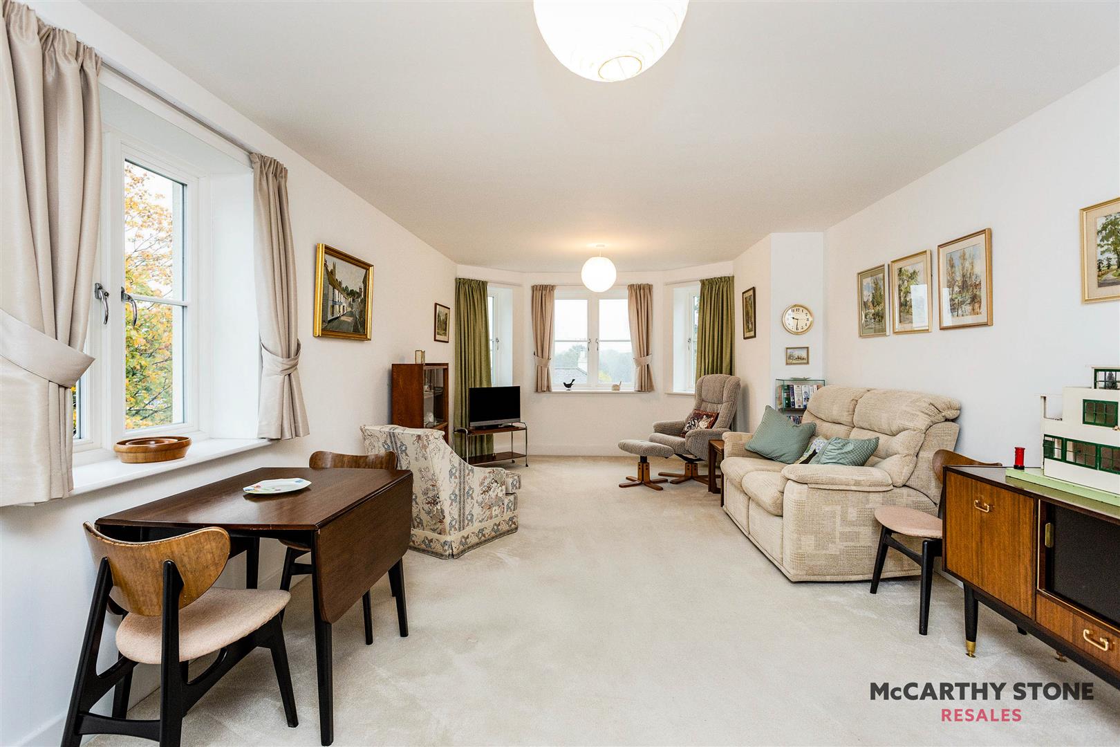 Horsley Place, High Street, Cranbrook, Kent, TN17 3DH