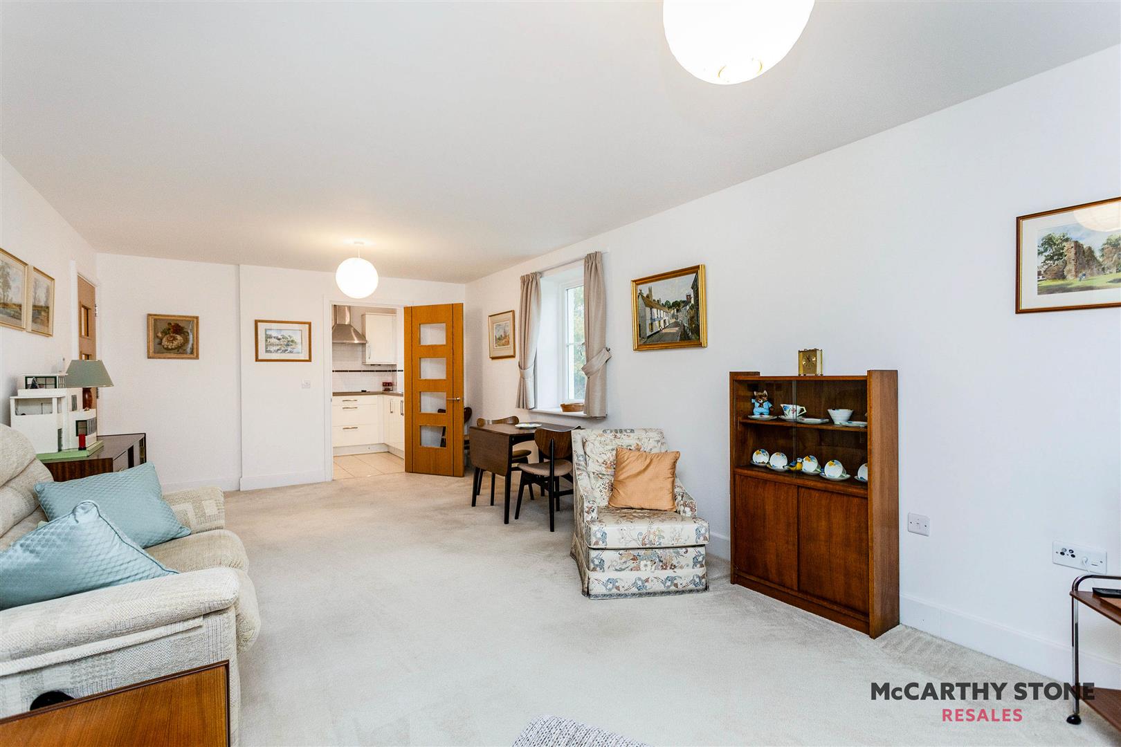 Horsley Place, High Street, Cranbrook, Kent, TN17 3DH