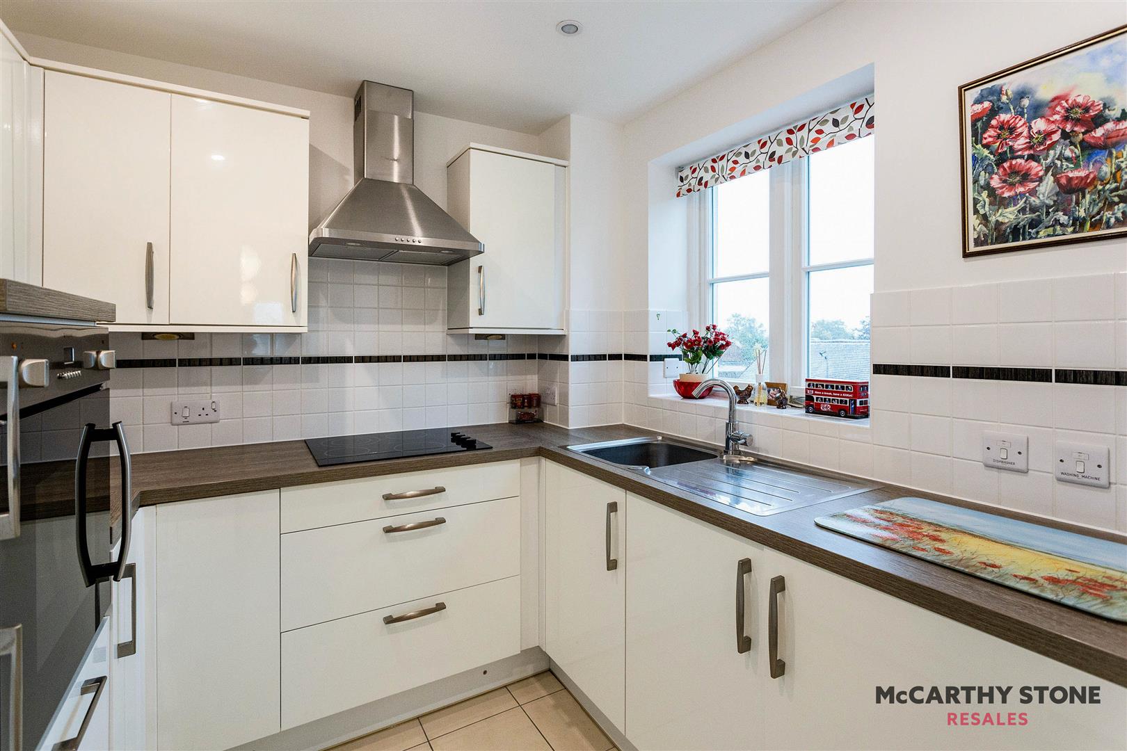 Horsley Place, High Street, Cranbrook, Kent, TN17 3DH