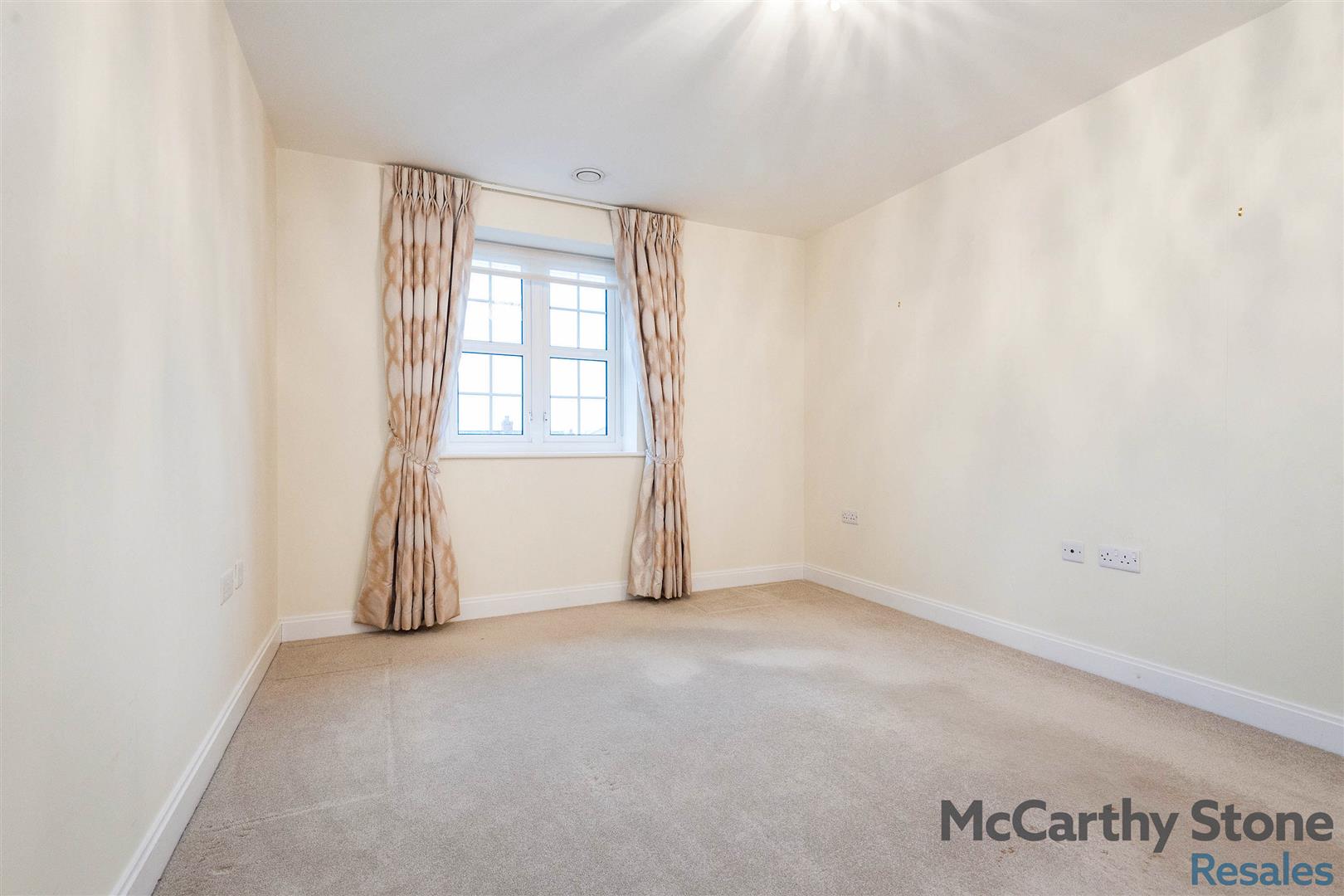 Parkland Place, Shortmead Street, Biggleswade, Bedfordshire, SG18 0RE