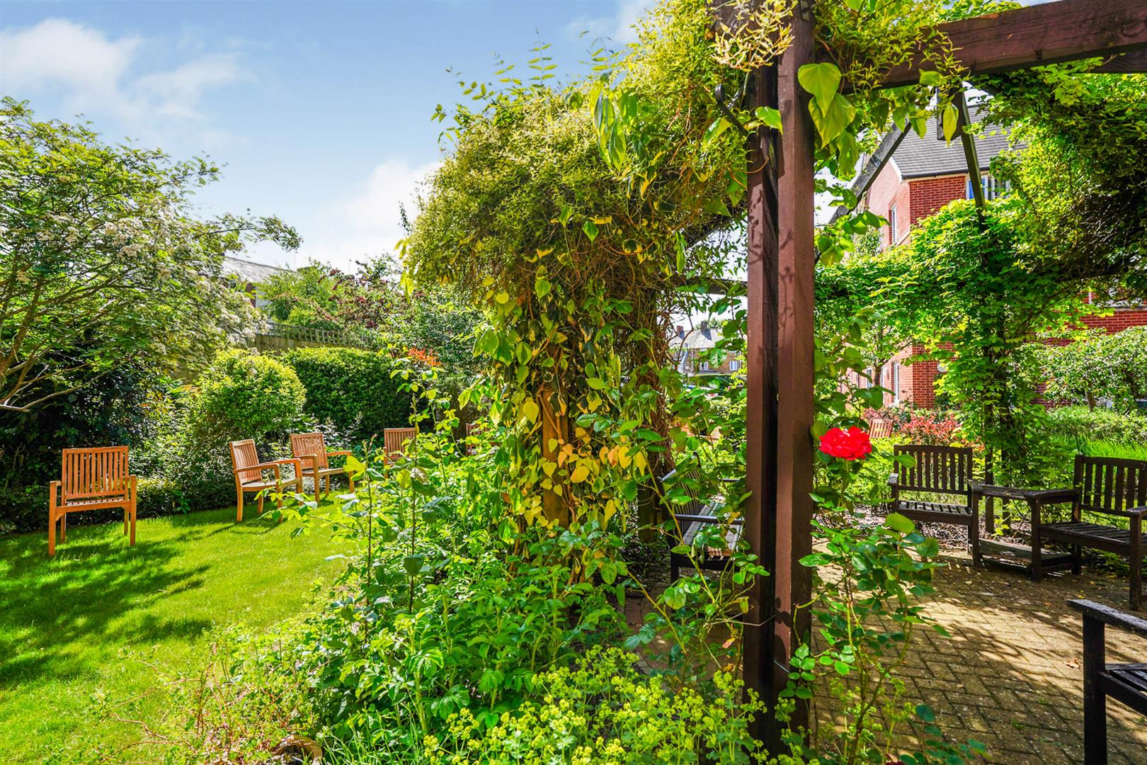 Foxhall Court, School Lane, Banbury
