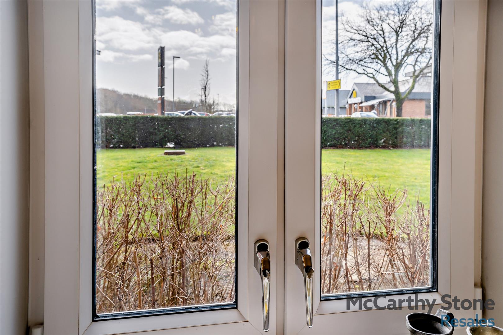 Llys Isan, Ilex Close, Llanishen, Cardiff, CF14 5DZ