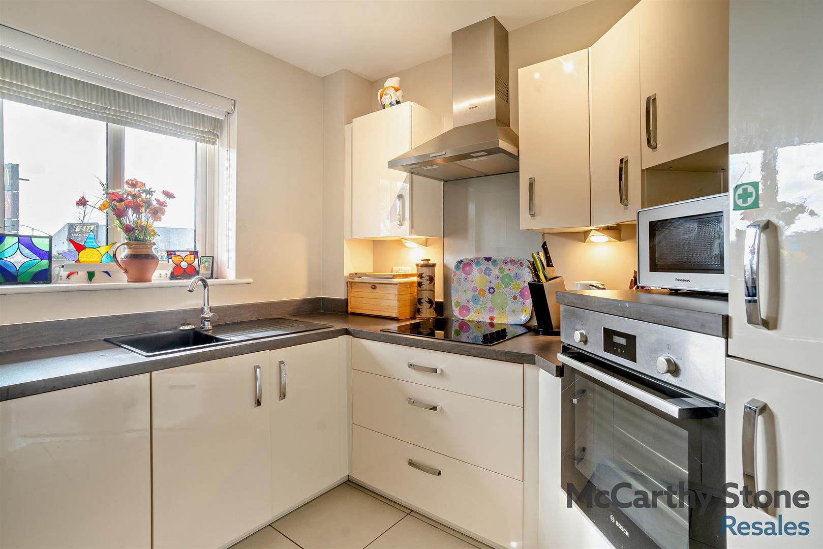 Llys Isan, Ilex Close, Llanishen, Cardiff, CF14 5DZ