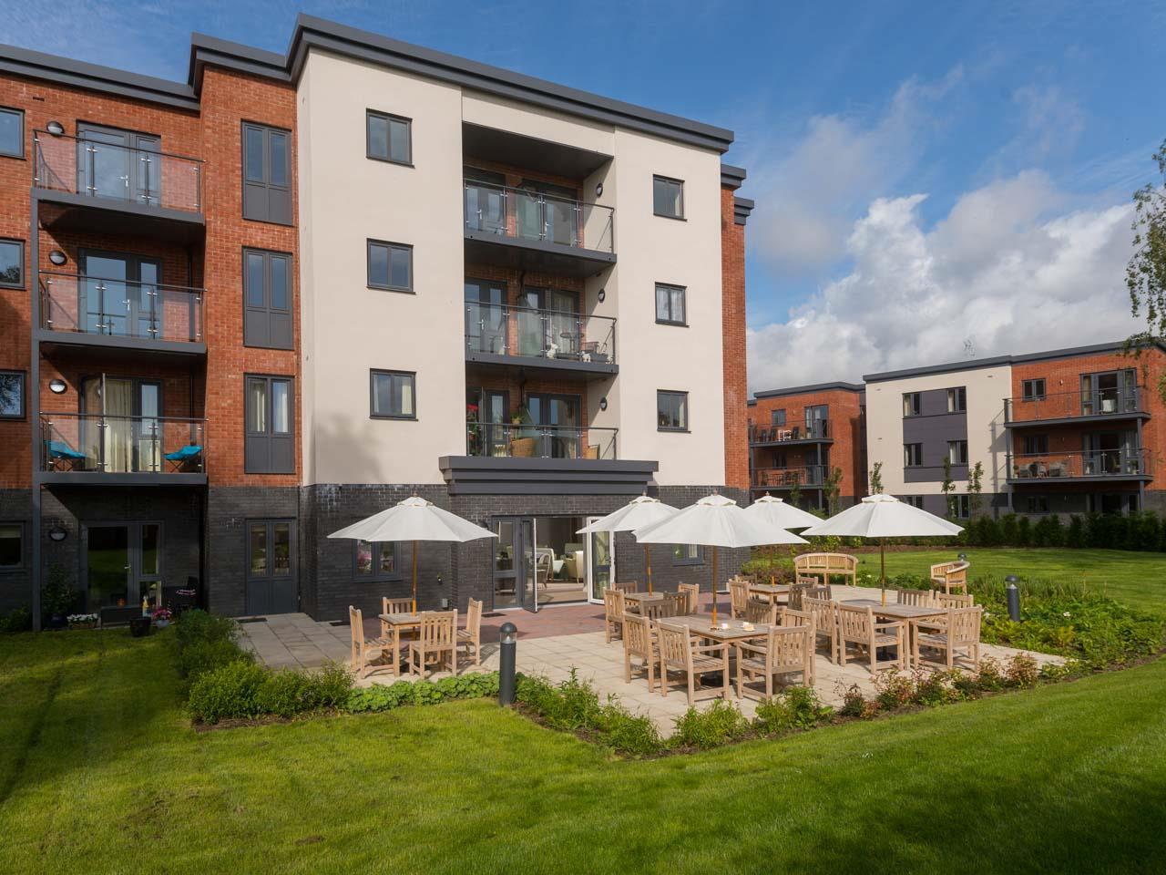 Llys Isan, Ilex Close, Llanishen, Cardiff, CF14 5DZ