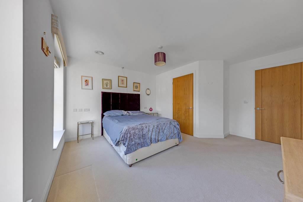 Birch Place, Dukes Ride, Crowthorne