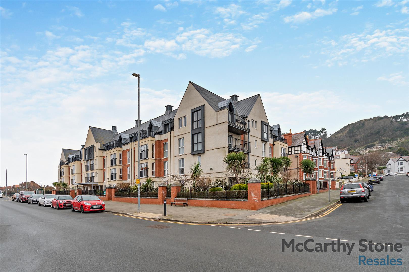 Cwrt Gloddaeth, Gloddaeth Street, Llandudno