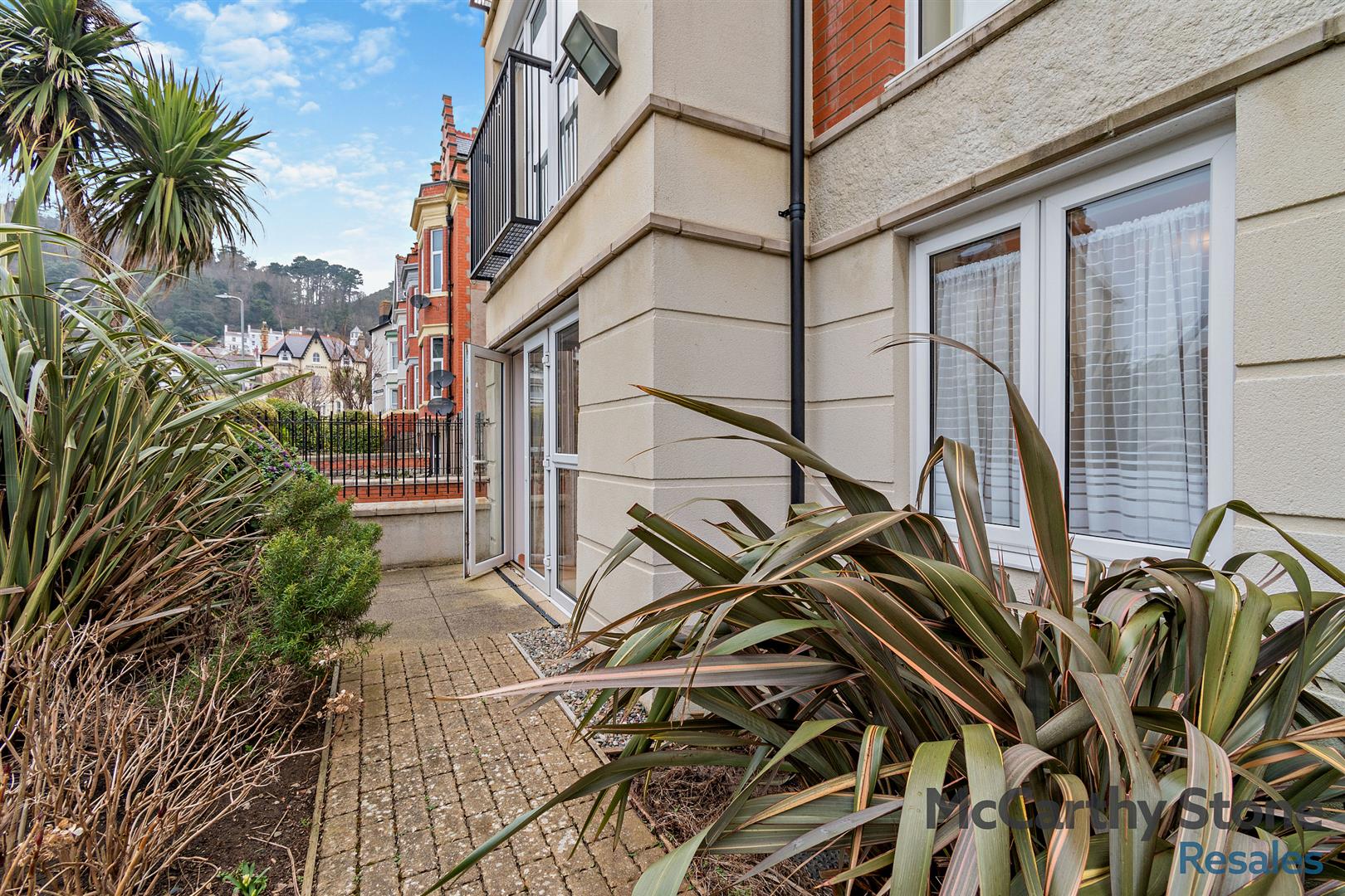 Cwrt Gloddaeth, Gloddaeth Street, Llandudno