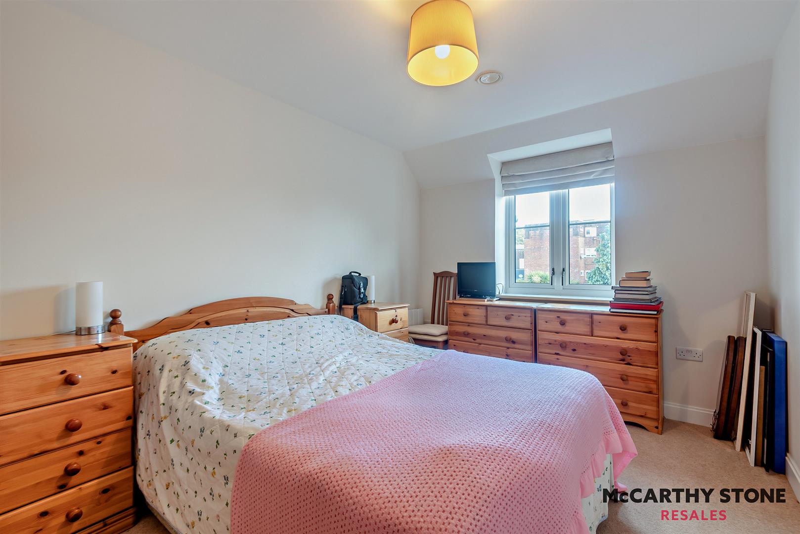 Shilling Place, Stakes Road, Waterlooville, Hampshire, PO7 5GL