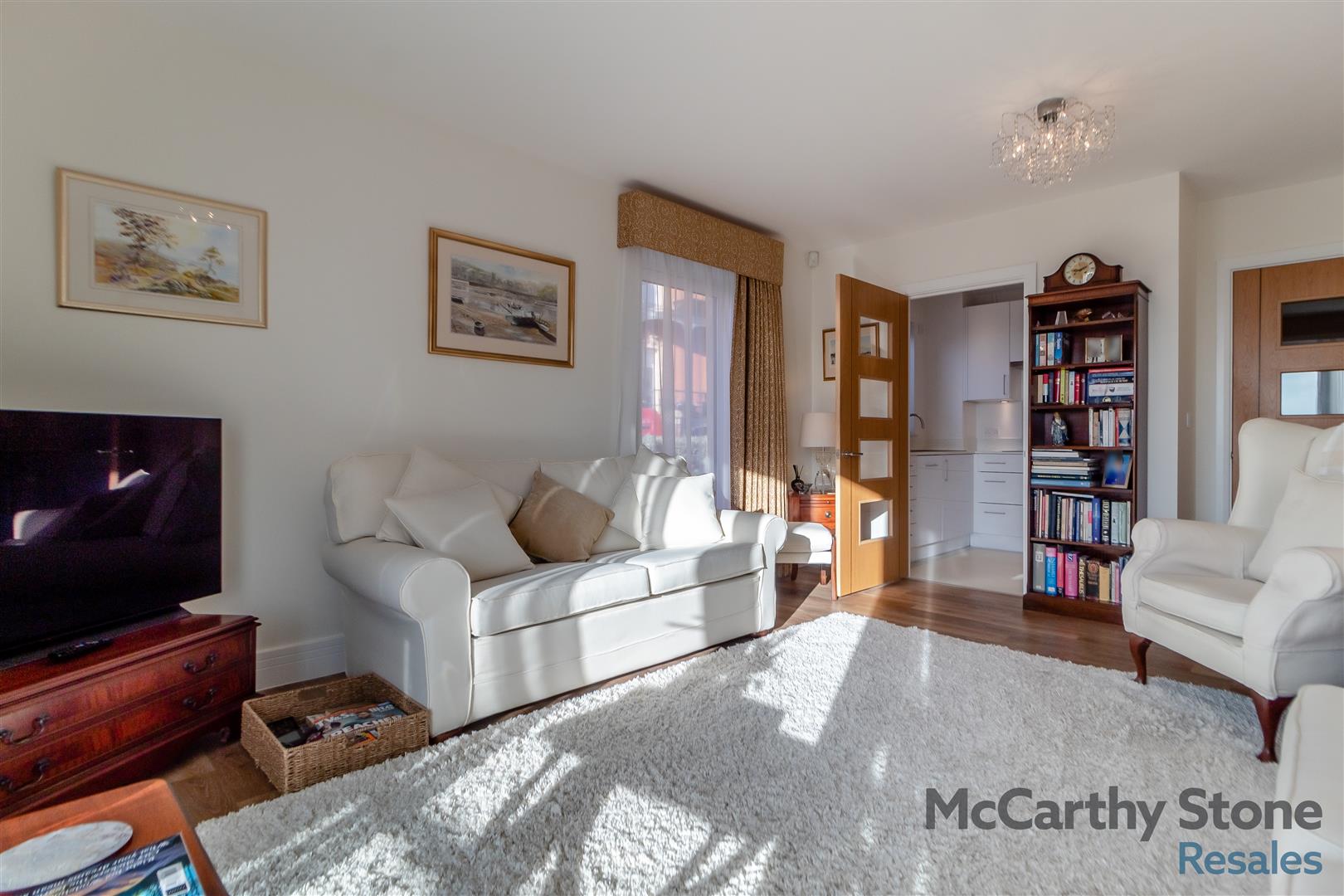 Pavilion Court, Hamilton Gardens, Felixstowe, IP11 7FA