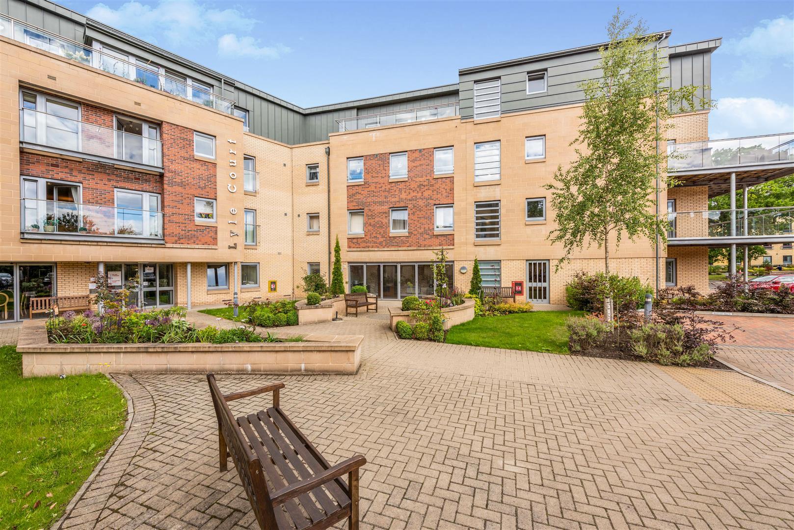 Lyle Court, 25 Barnton Grove, Edinburgh, EH4 6EZ