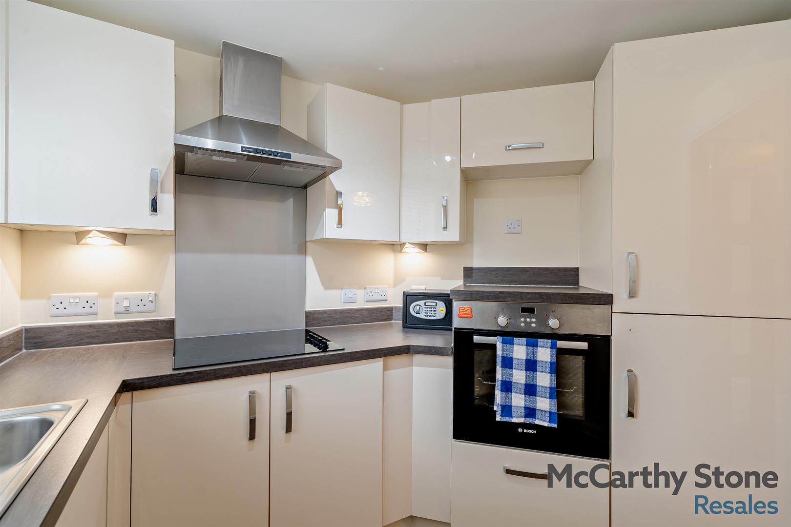 Crocus Court, Station Road, Poulton-Le-Fylde, FY6 7XJ