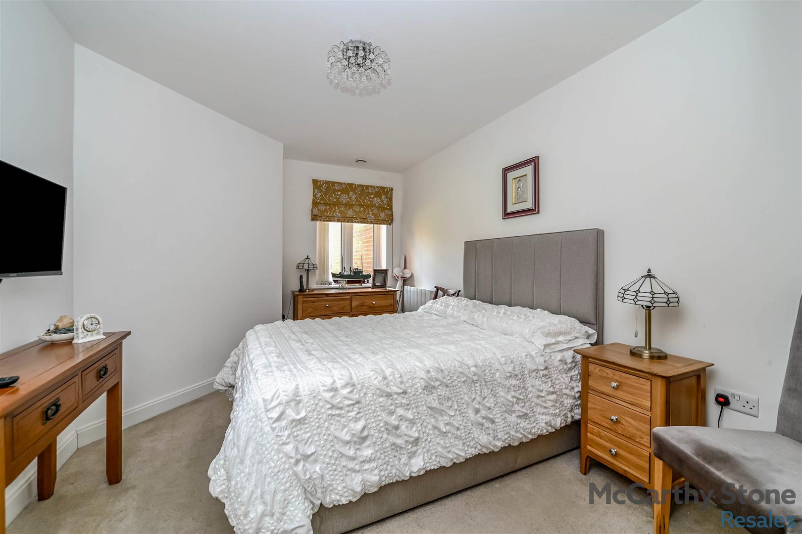 Miller Place, High View, Bedford, MK14 8EZ