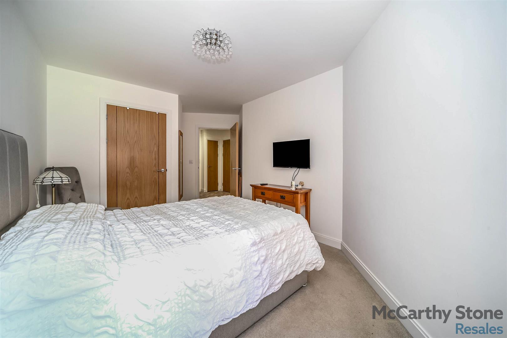 Miller Place, High View, Bedford, MK14 8EZ