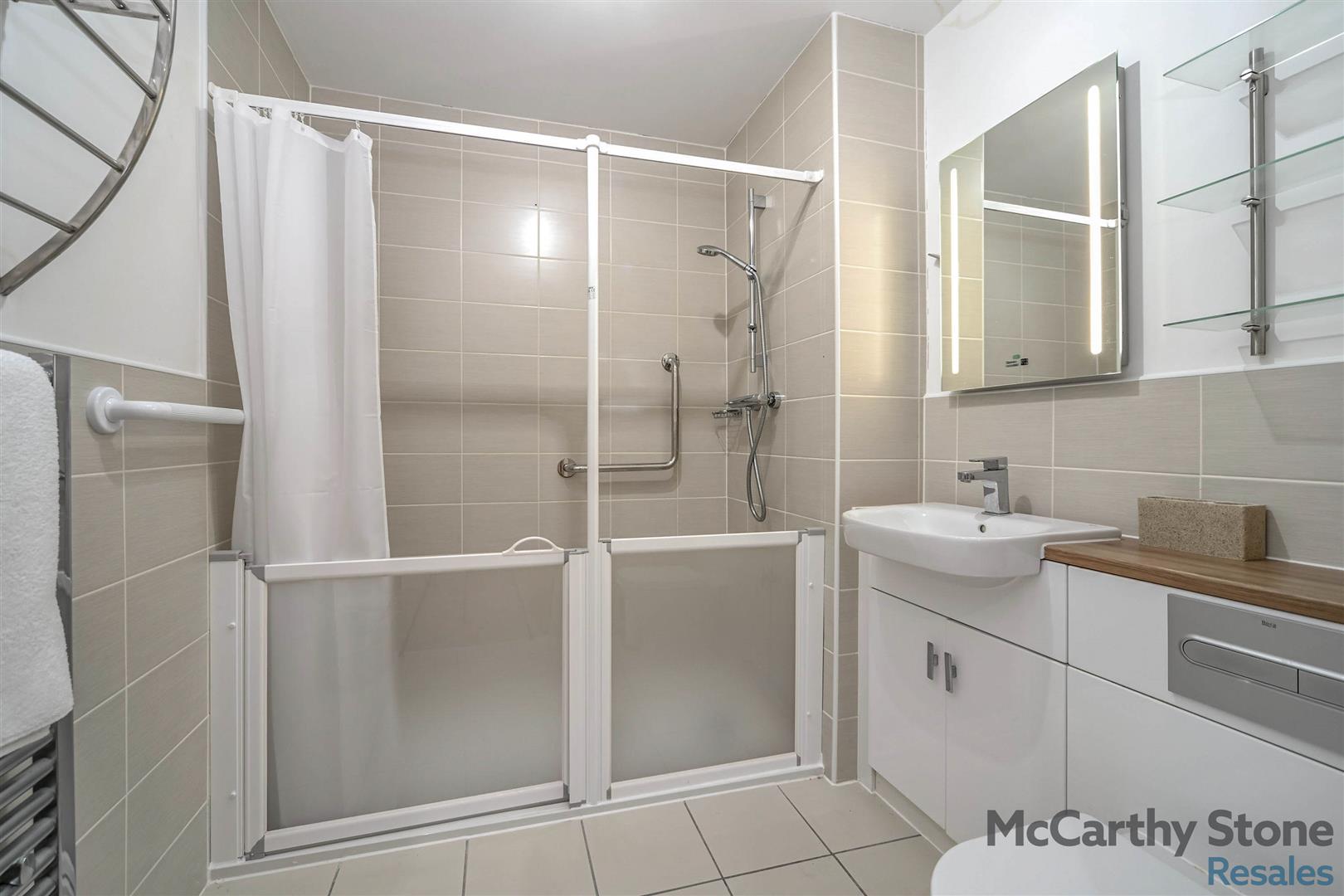 Miller Place, High View, Bedford, MK14 8EZ