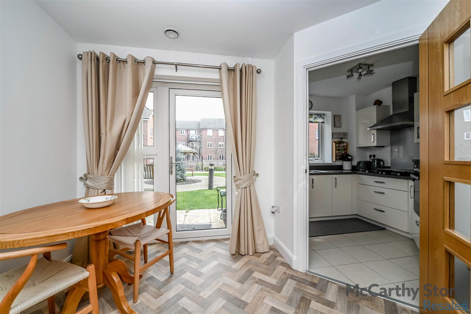 Miller Place, High View, Bedford, MK14 8EZ