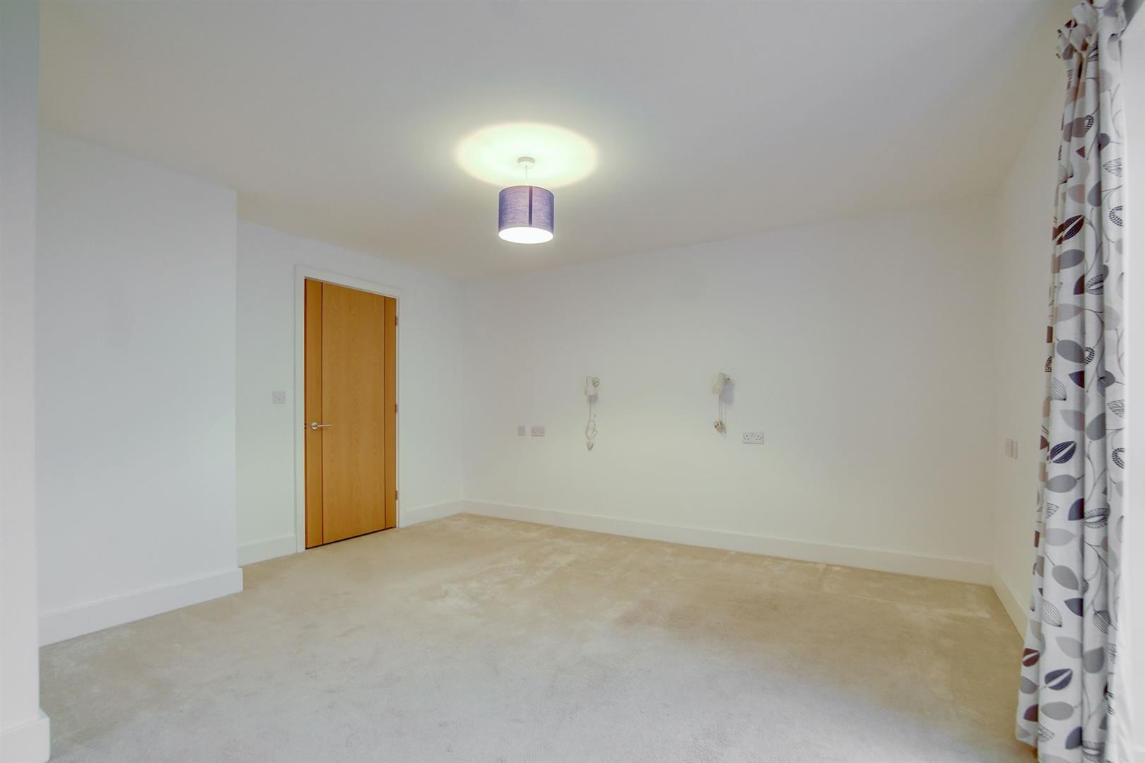 Elles House, Shotfiled, Wallington, Surrey