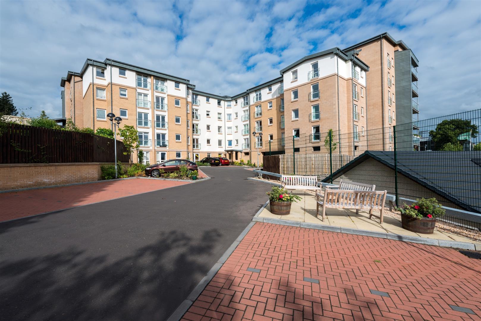 Lauder Court, 16 Staneacre Park, Hamilton