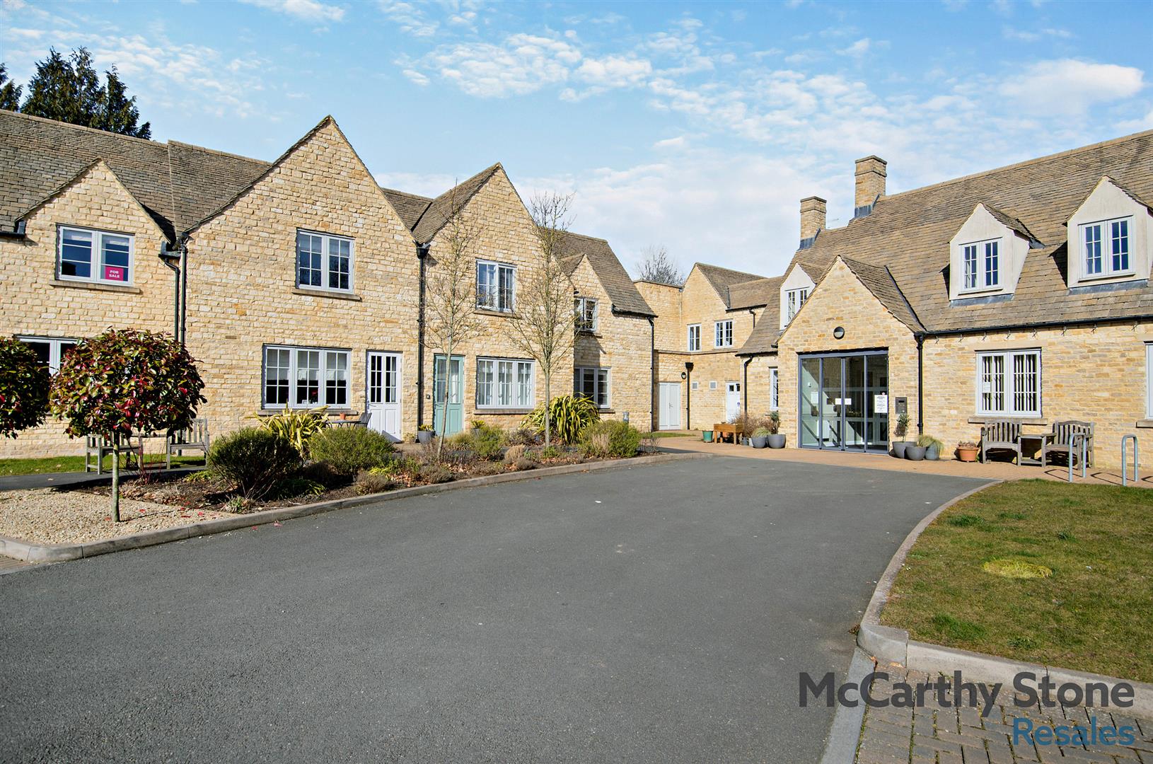 Hawkesbury Place, Fosseway, Stow on the Wold