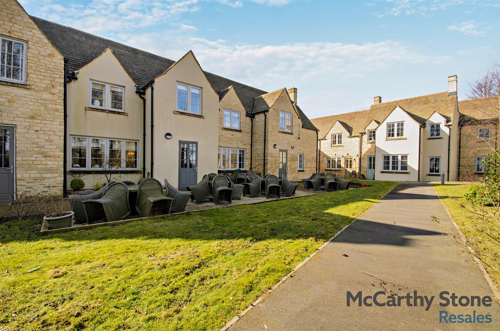 Hawkesbury Place, Fosseway, Stow on the Wold