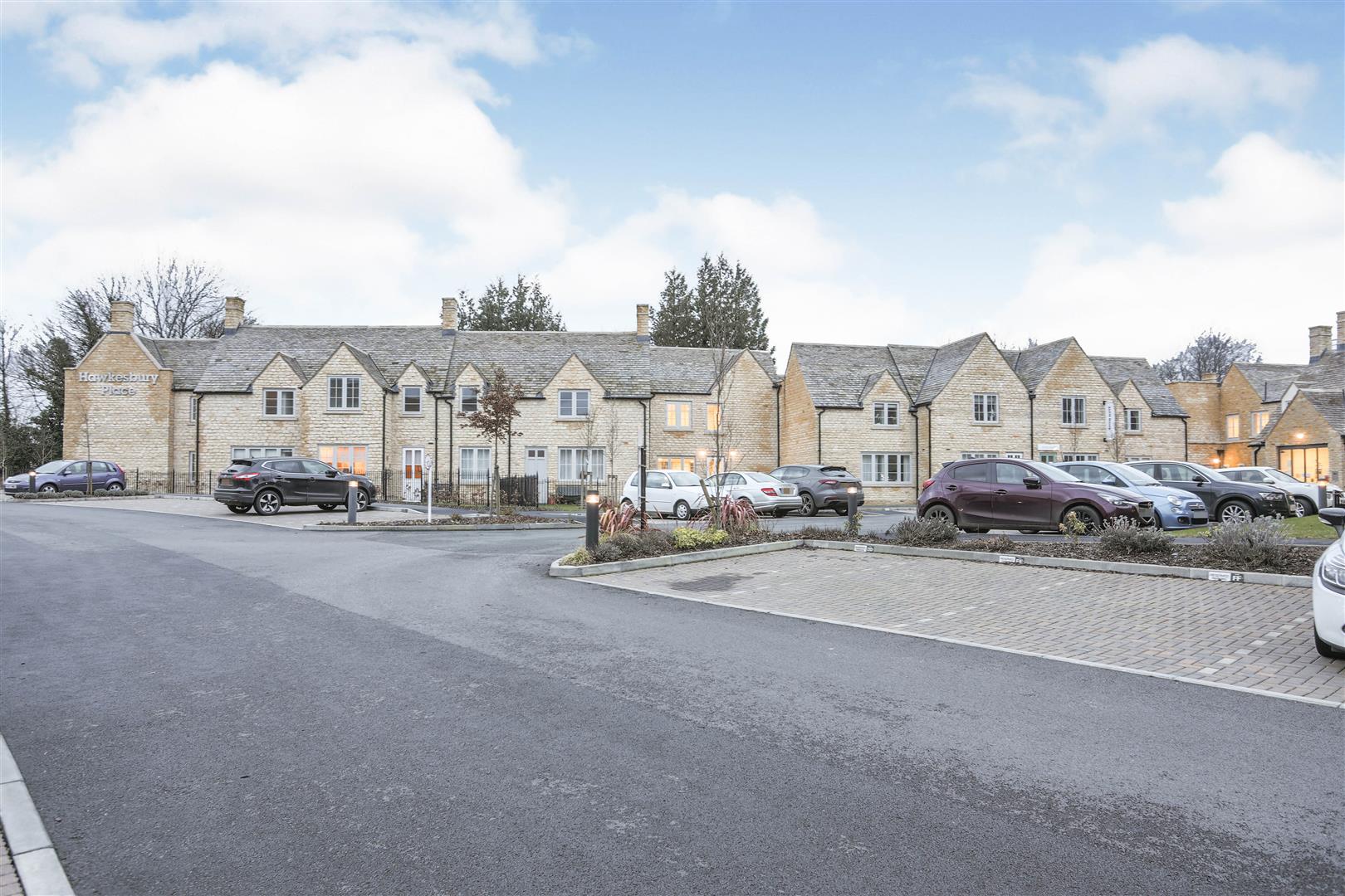 Hawkesbury Place, Fosseway, Stow on the Wold
