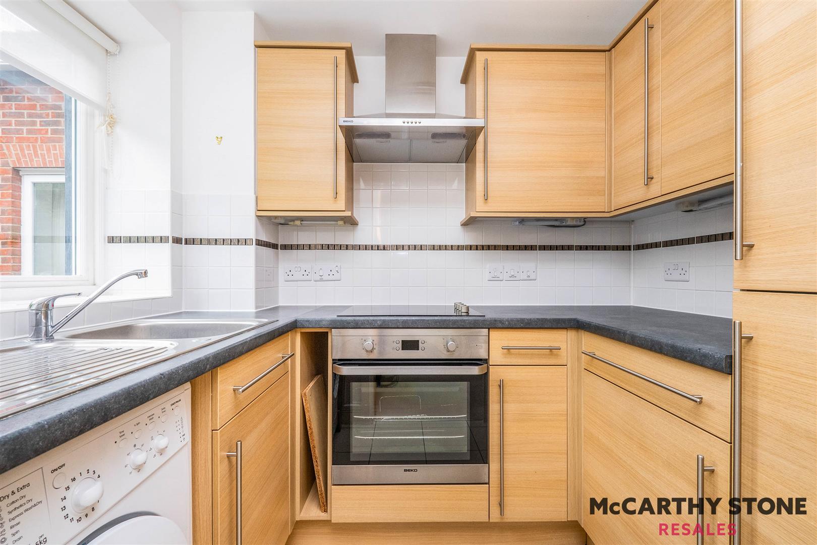 Morgan Court, Station Road, Petworth, West Sussex, GU28 0FE