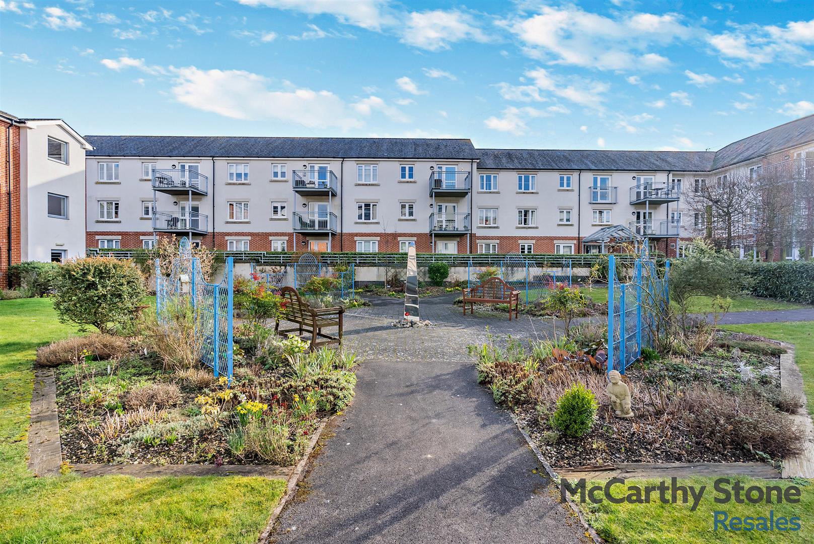 Lady Susan Court, New Road, Basingstoke Hampshire