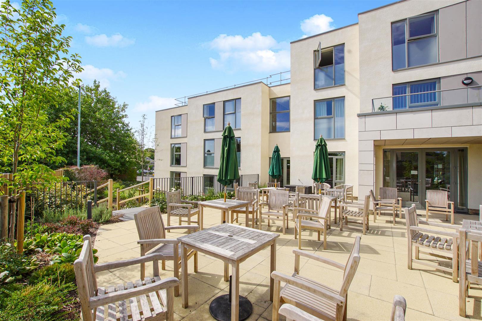 Hammond Way, Tetbury Road, Cirencester, Gloucestershire, GL7 1ZJ