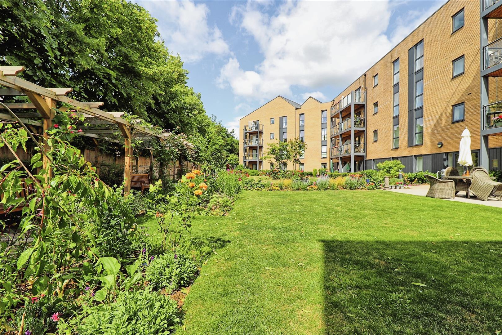 Miami House, Princes Road, Chelmsford, Essex, CM2 9GE