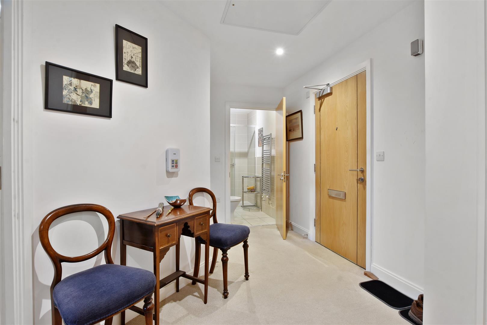 Mountbatten House, Hempstead Road, Hemel Hemp, HP3 0HE