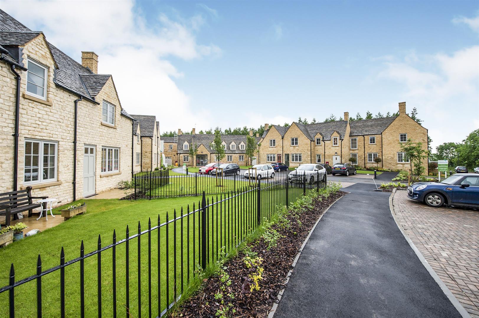 Hawkesbury Place, Fosseway, Stow on the Wold