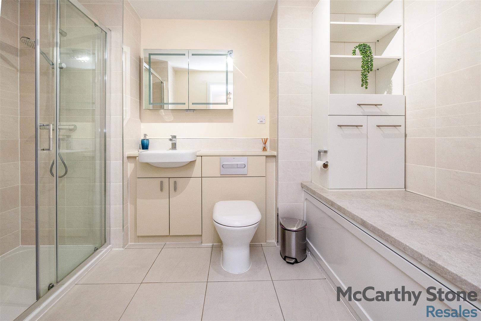 Orchard Gate, Banbury Road, Stratford-Upon-Avon, CV37 7HT