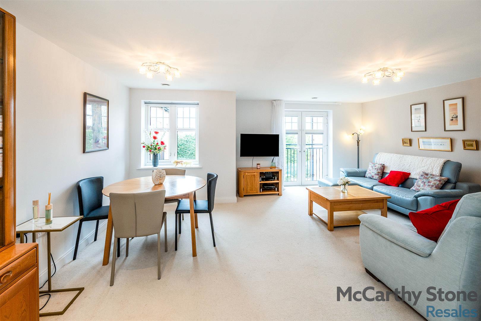 Orchard Gate, Banbury Road, Stratford-Upon-Avon, CV37 7HT