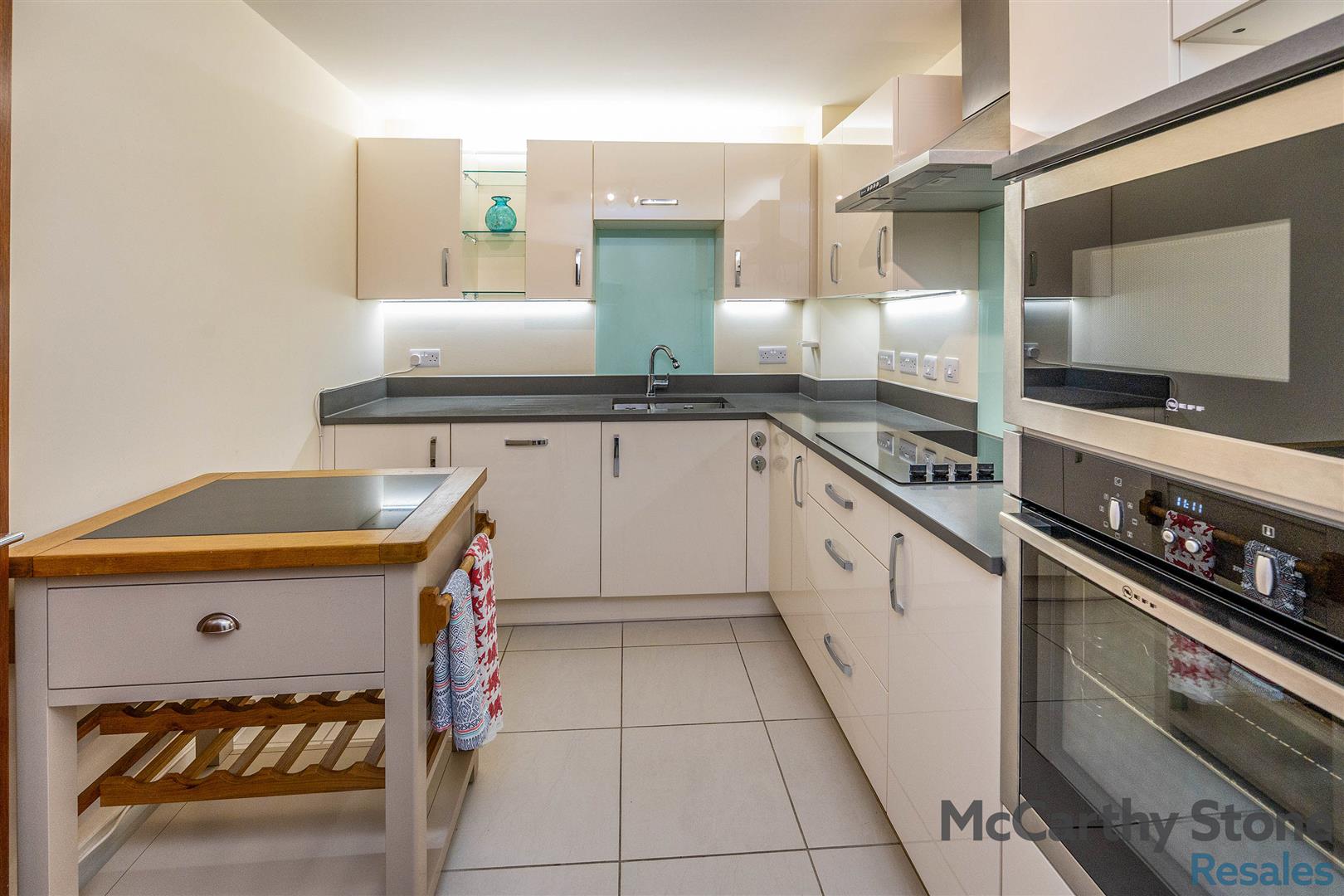 Orchard Gate, Banbury Road, Stratford-Upon-Avon, CV37 7HT