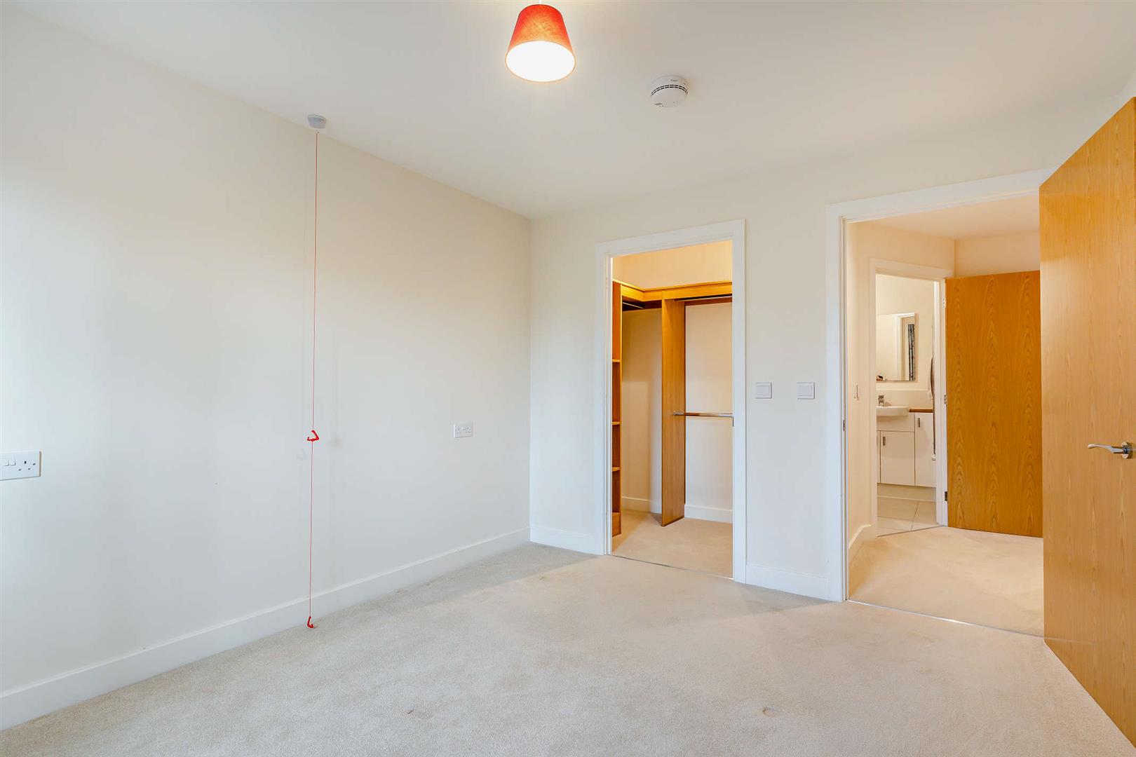 Kingfisher Court, South Street, Taunton