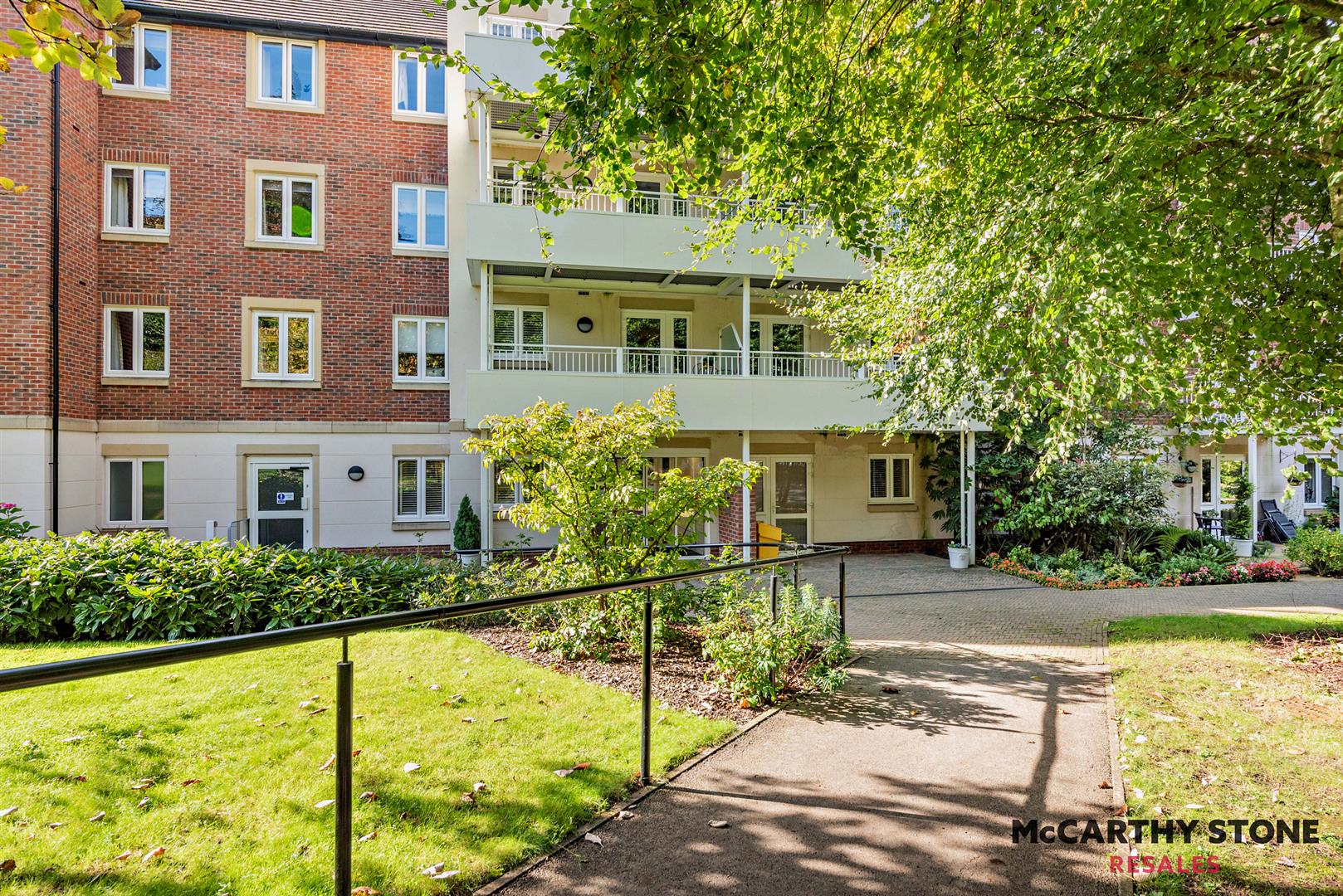 Shackleton Place, Devizes, Wiltshire, SN10 2GZ