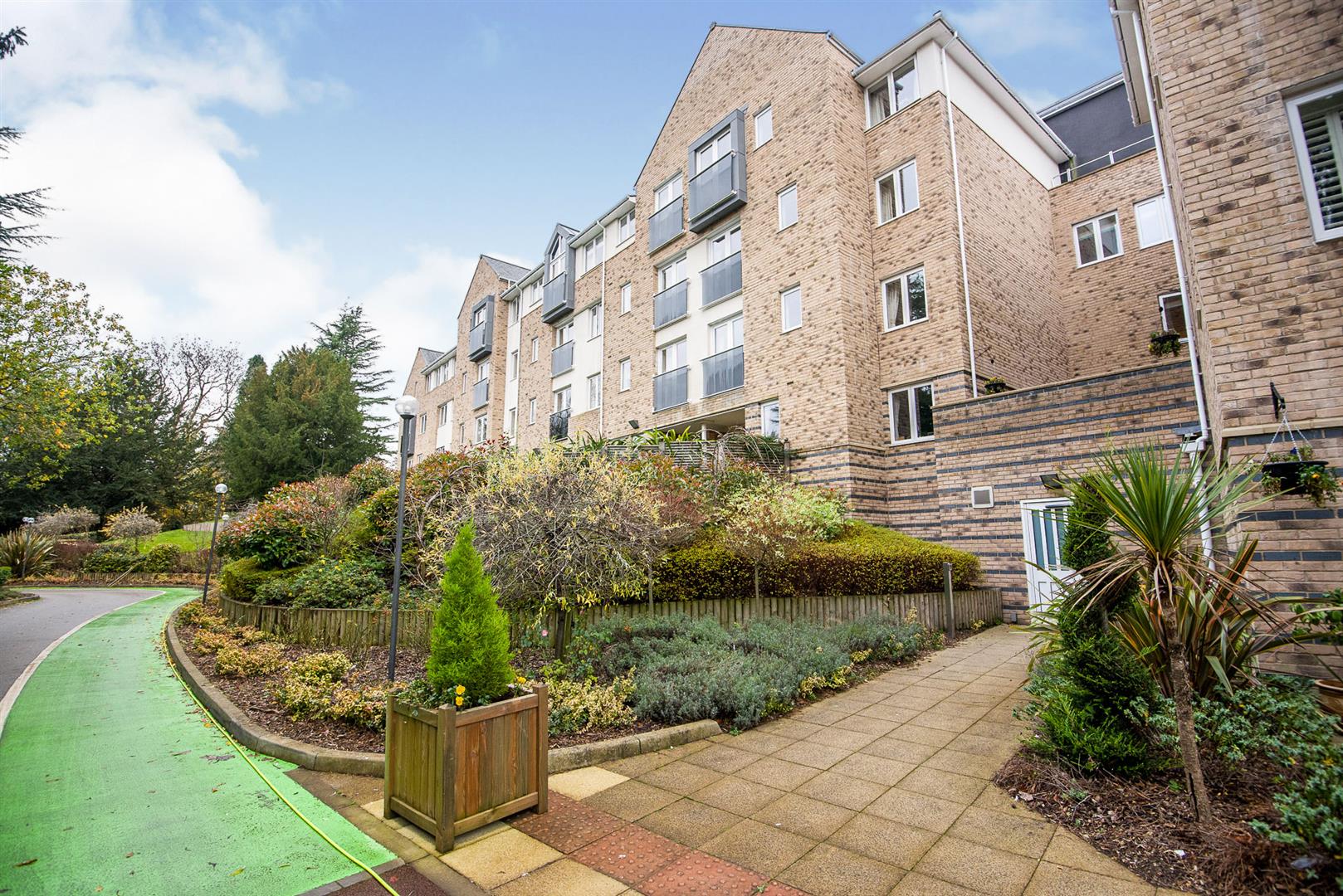 Windsor House, 900 Abbeydale Road, Sheffield, Yorkshire, S7 2BN