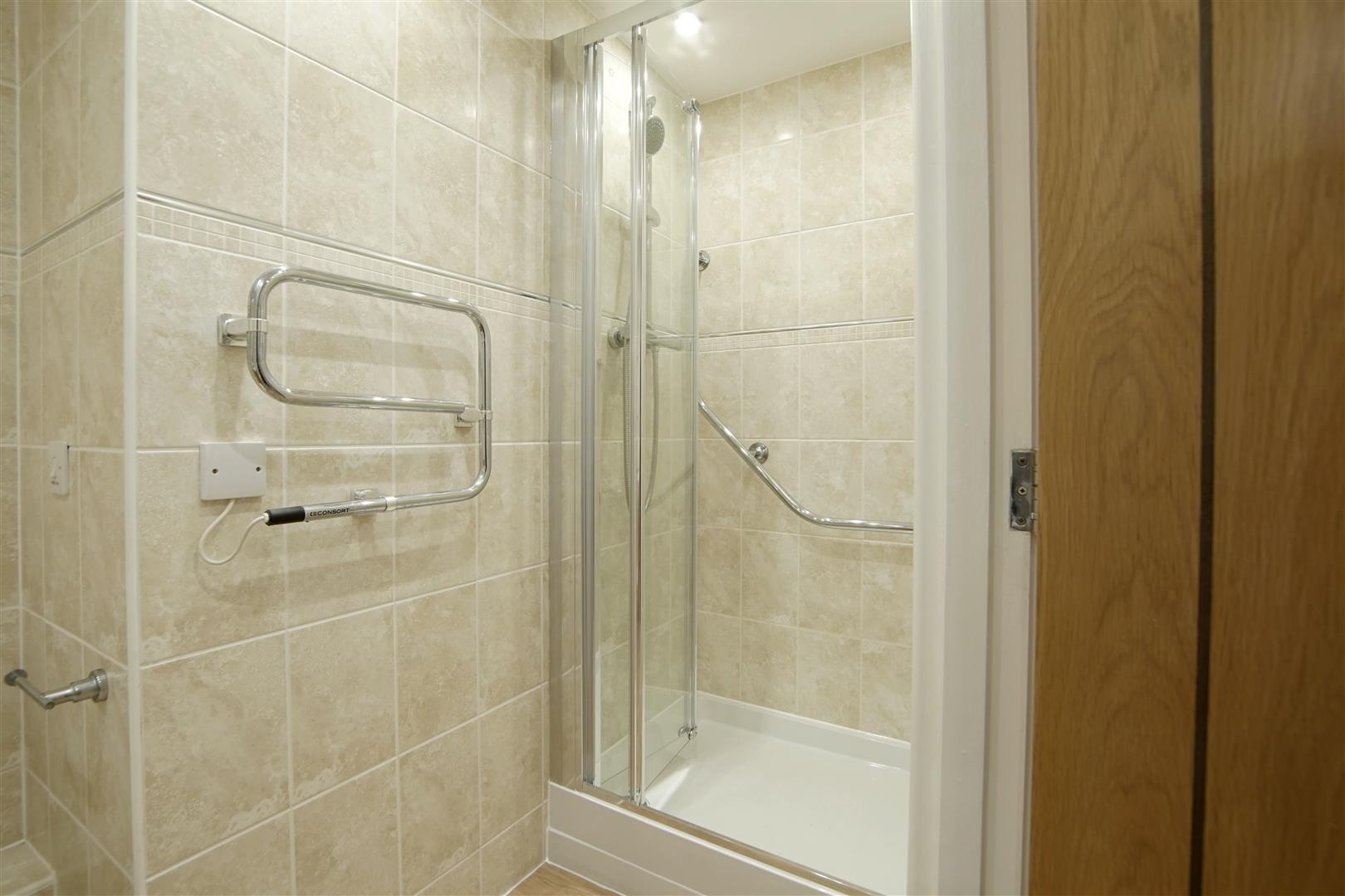 Eadhelm Court, Penlee Close, Edenbridge