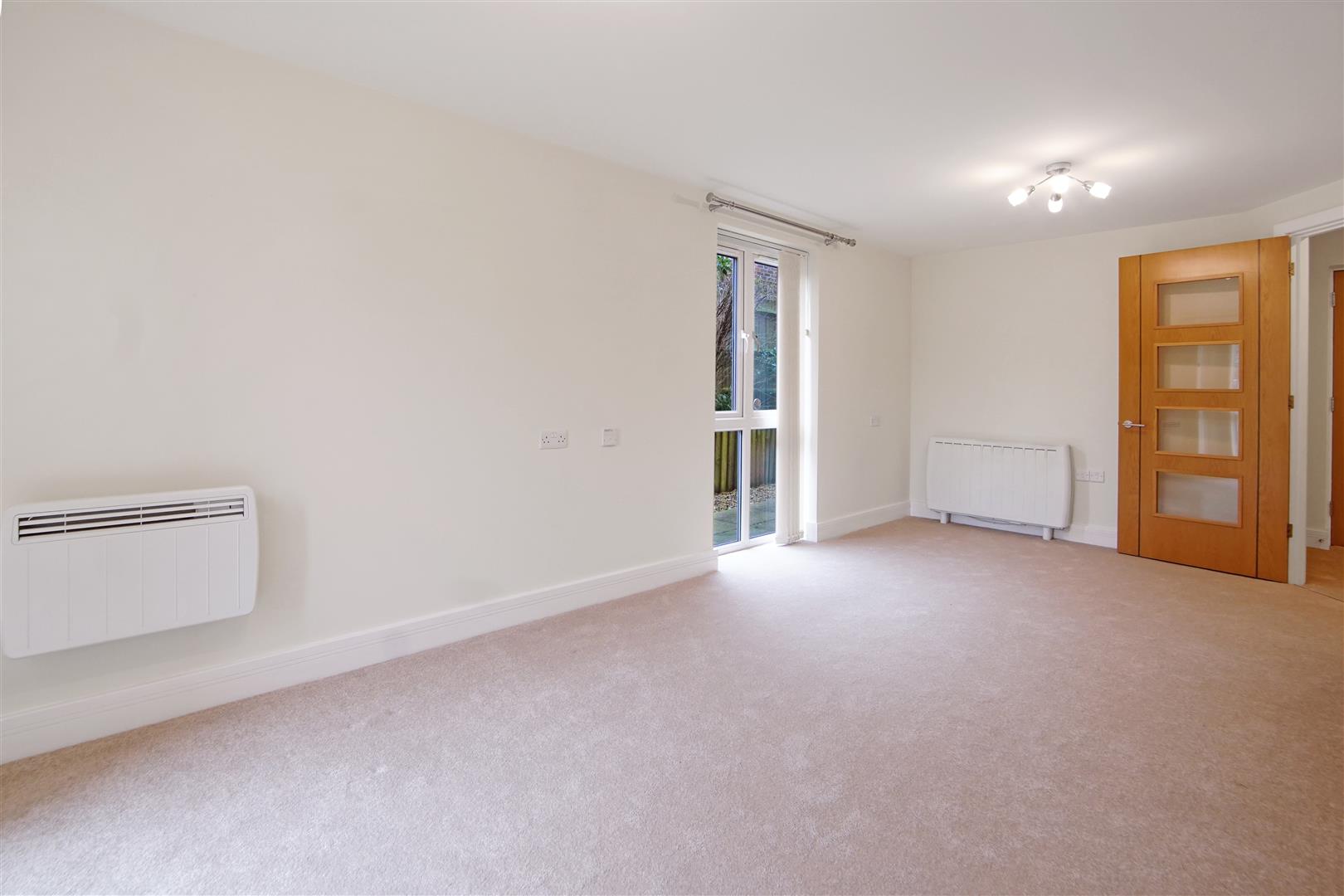 Eadhelm Court, Penlee Close, Edenbridge