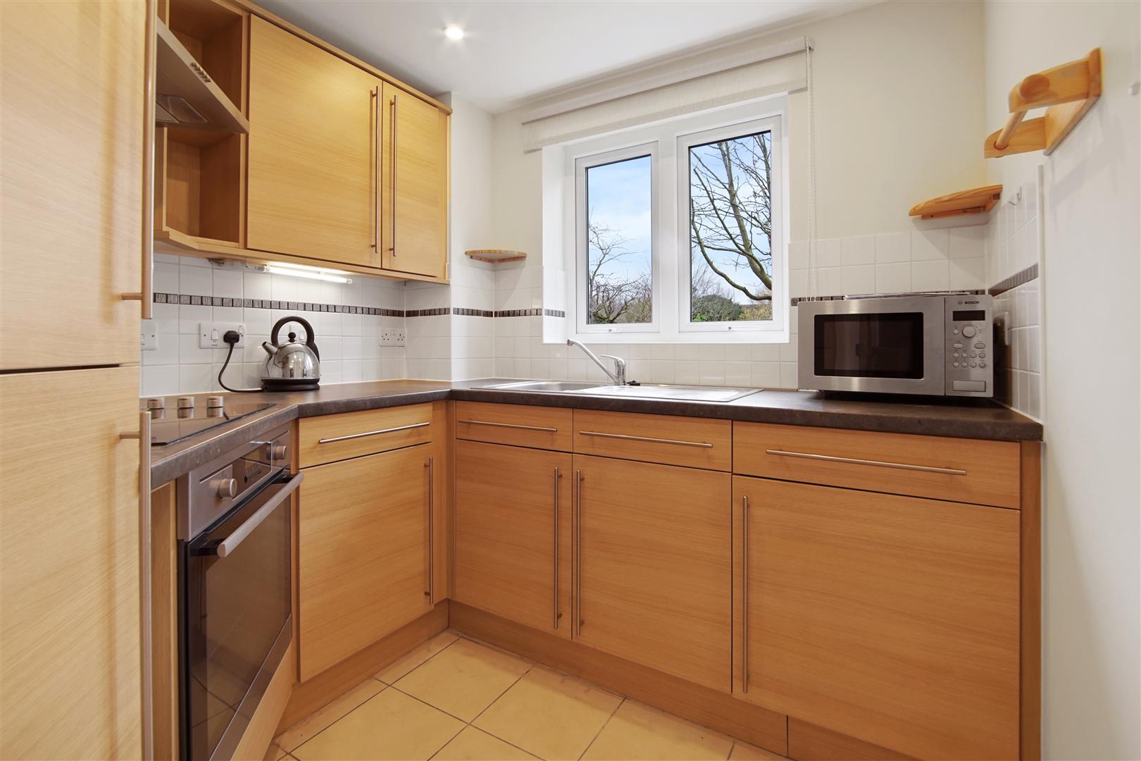 Eadhelm Court, Penlee Close, Edenbridge
