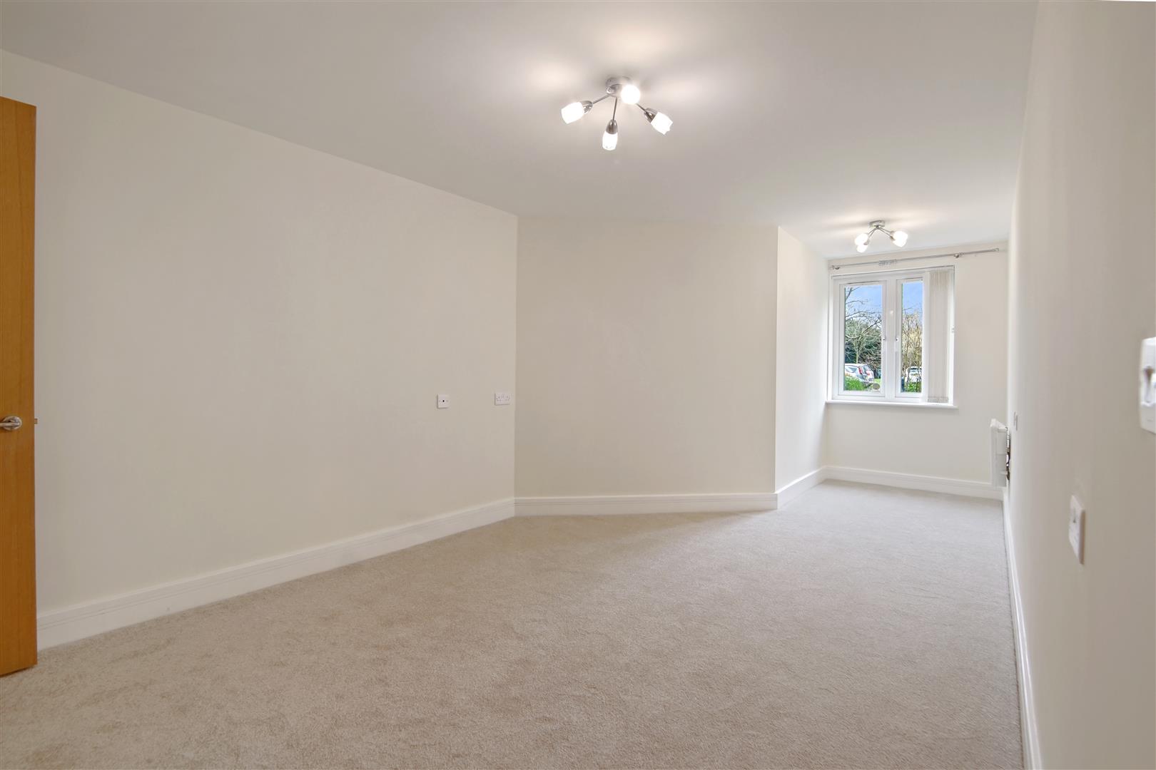 Eadhelm Court, Penlee Close, Edenbridge