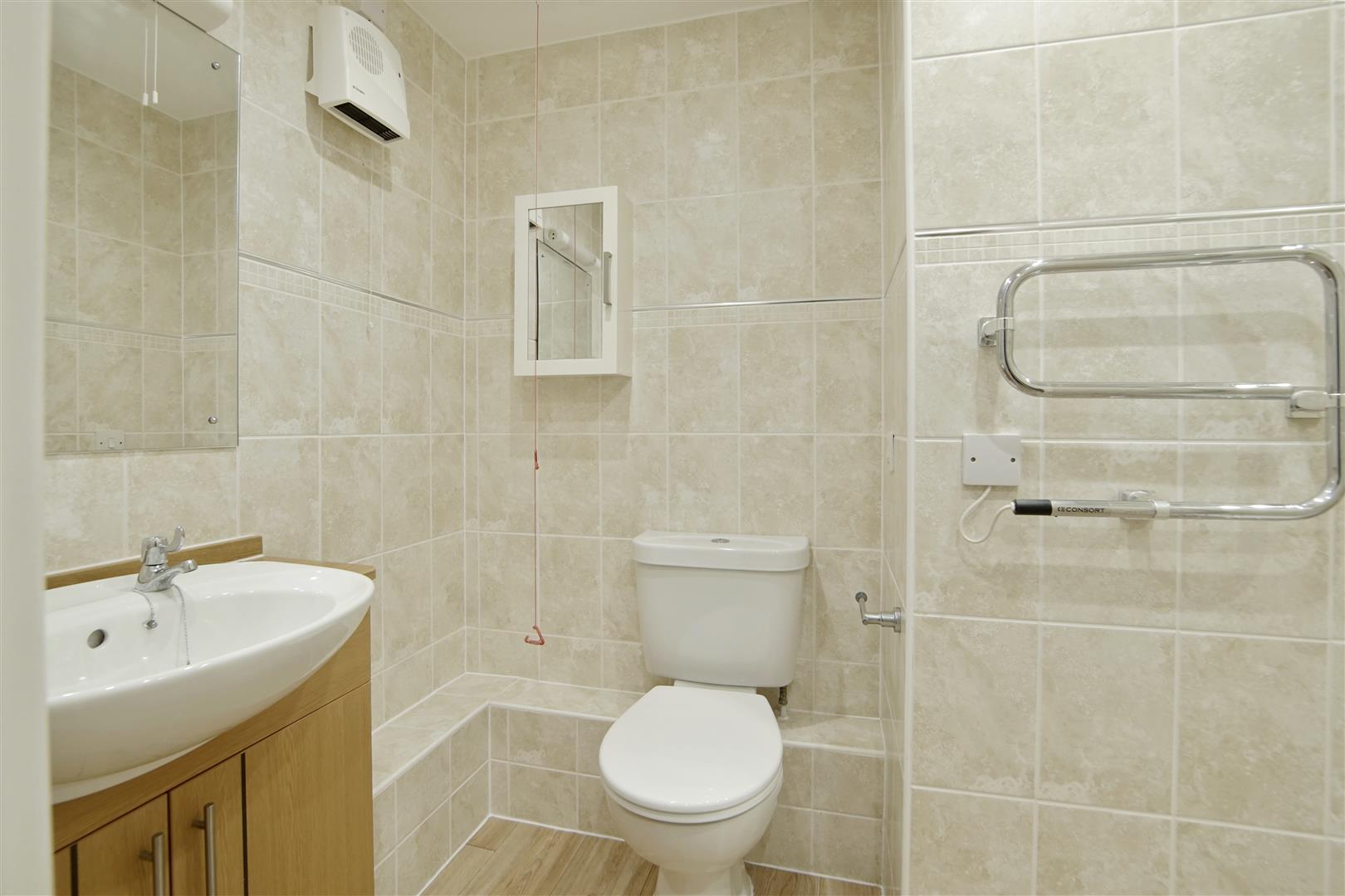 Eadhelm Court, Penlee Close, Edenbridge