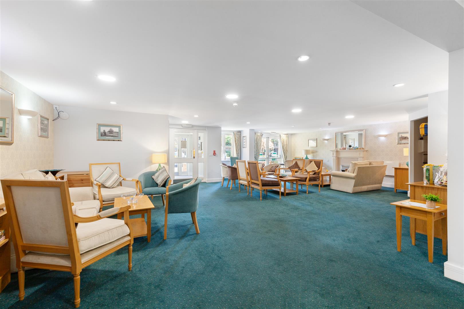 Stewart Court, High Street, Epping