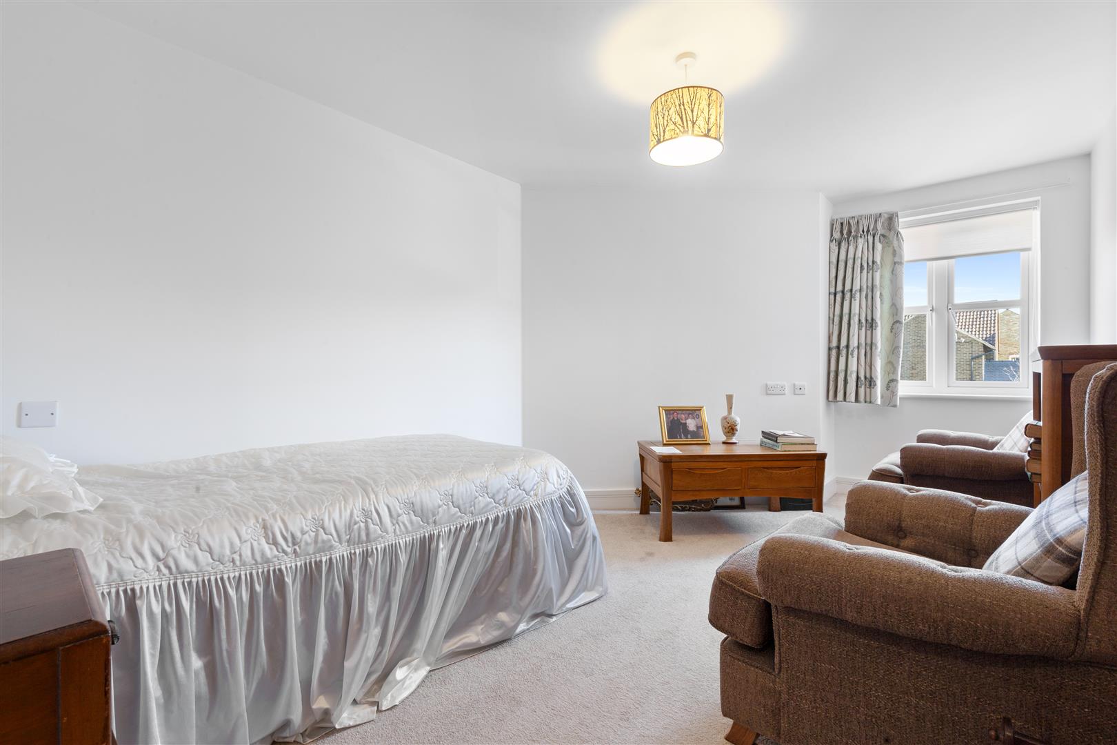 Stewart Court, High Street, Epping