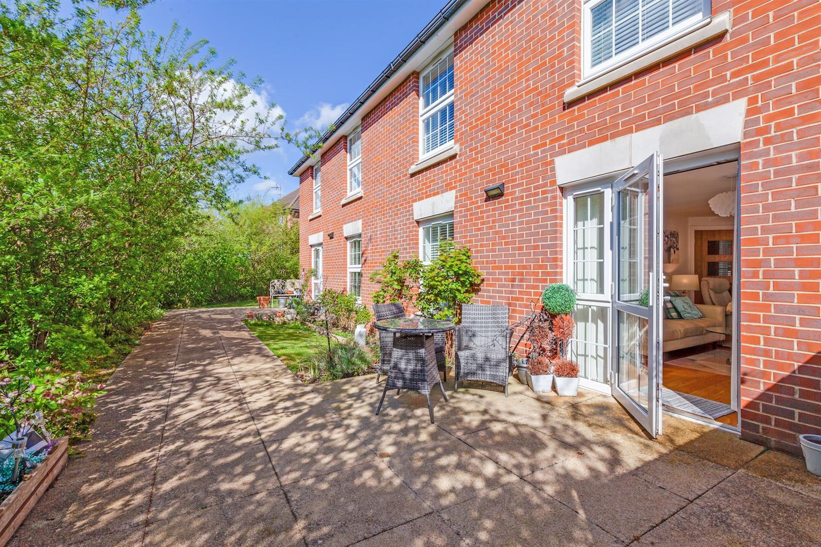 Weighbridge Court, High Street, Ongar