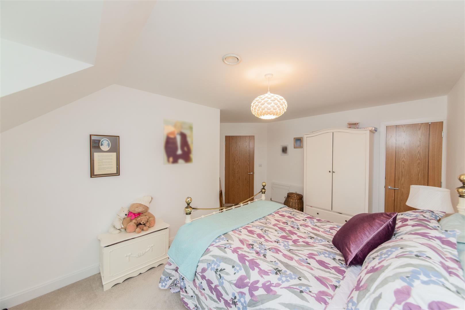 Mountbatton House, Hempstead Road, Hemel Hemp, HP3 0HE